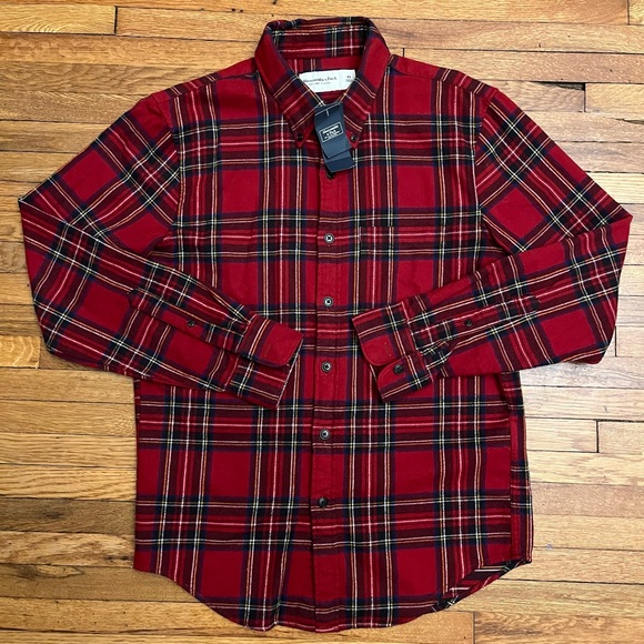 NWT Abercrombie & Fitch Soft AF Flannel Men's Red Blue White Button Down Size XS - Picture 1 of 8